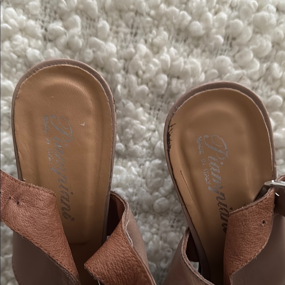 Piampiani | Heels - Picture 11 of 11